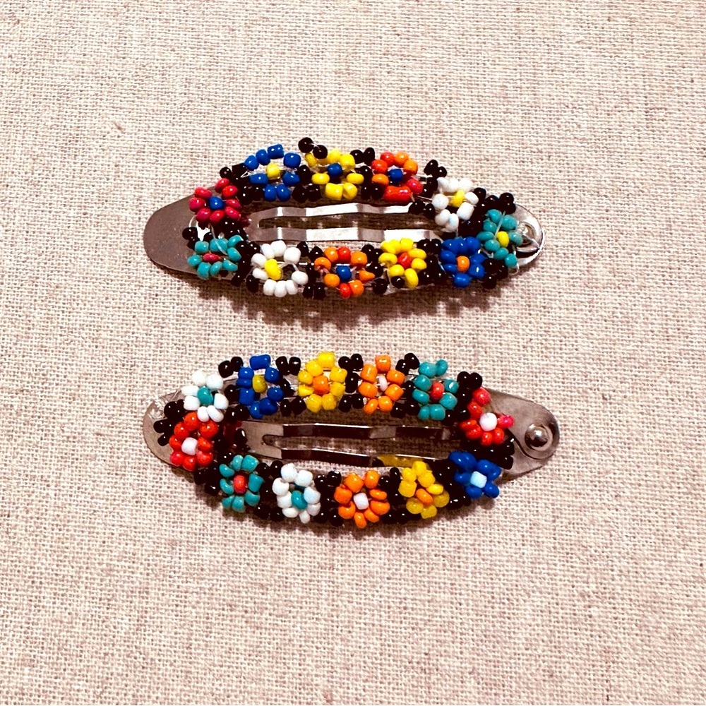 Boutique | Hair Barrettes | Daisy Beaded Barrettes V